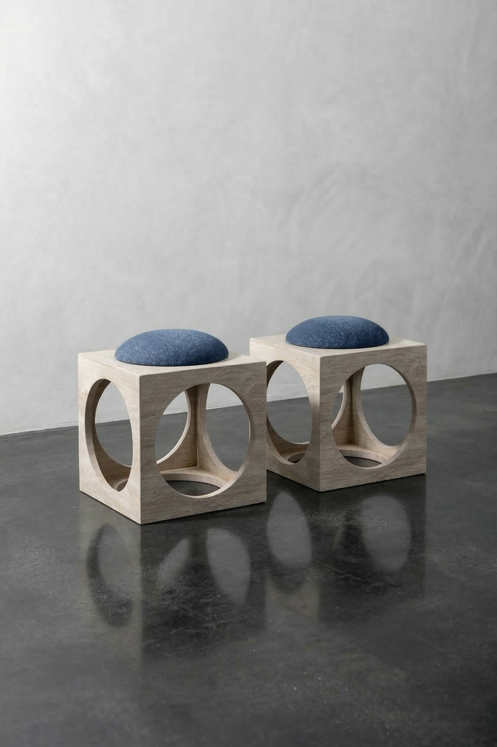 GEO Stool