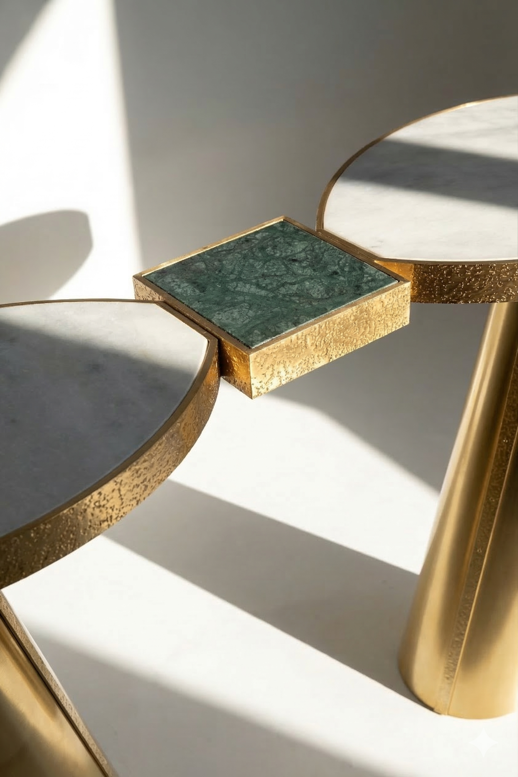 LORGNETTE Console Table