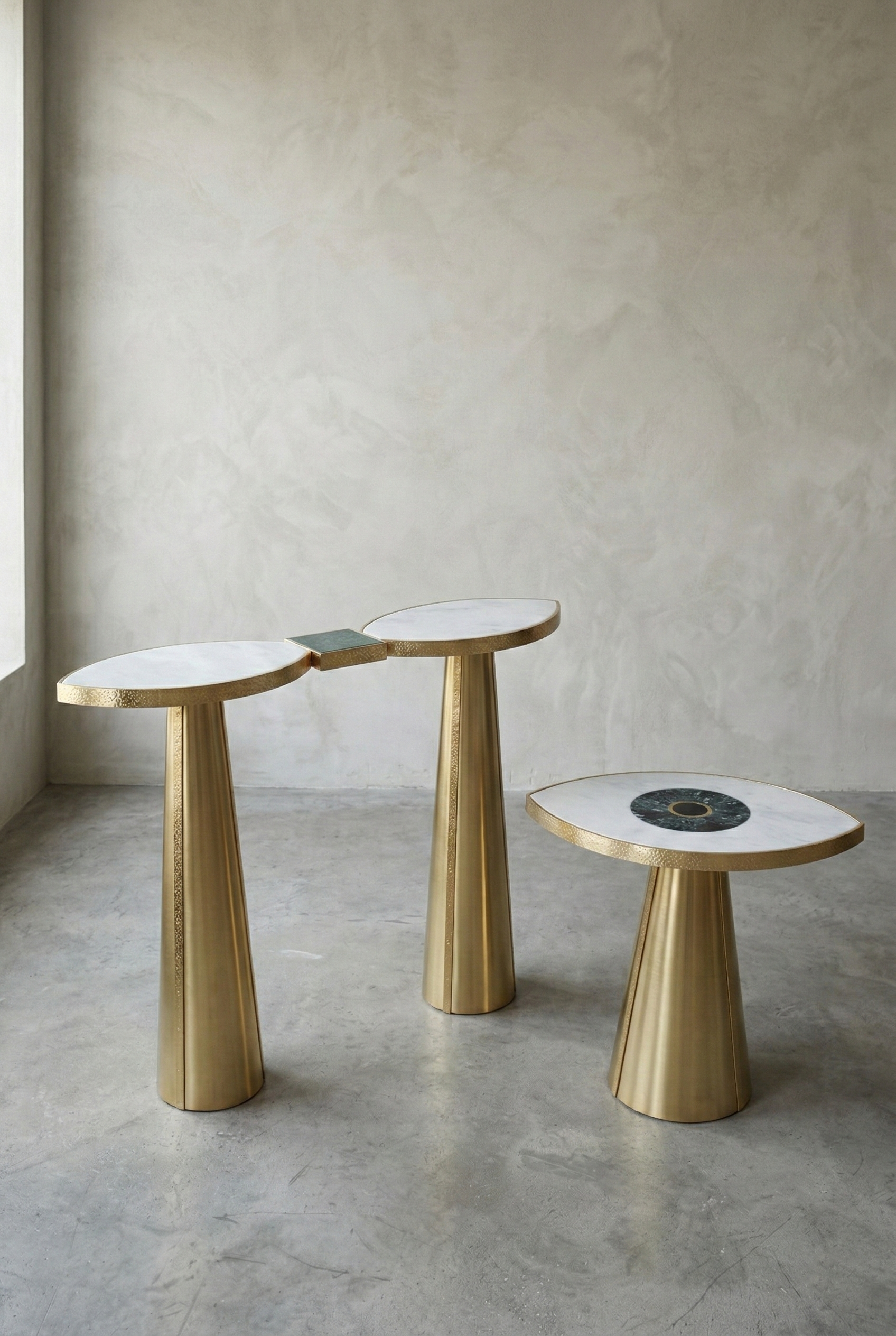 LORGNETTE Console Table